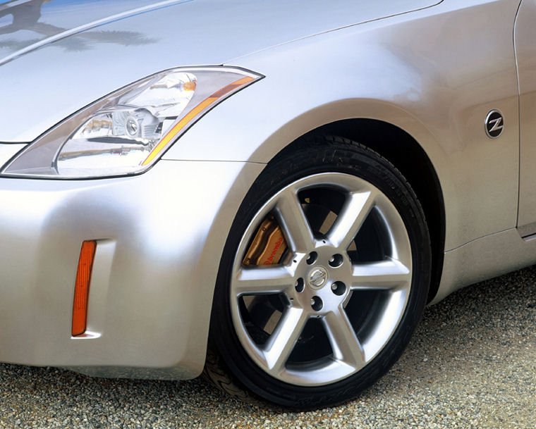 2003 Nissan 350Z Rim Picture